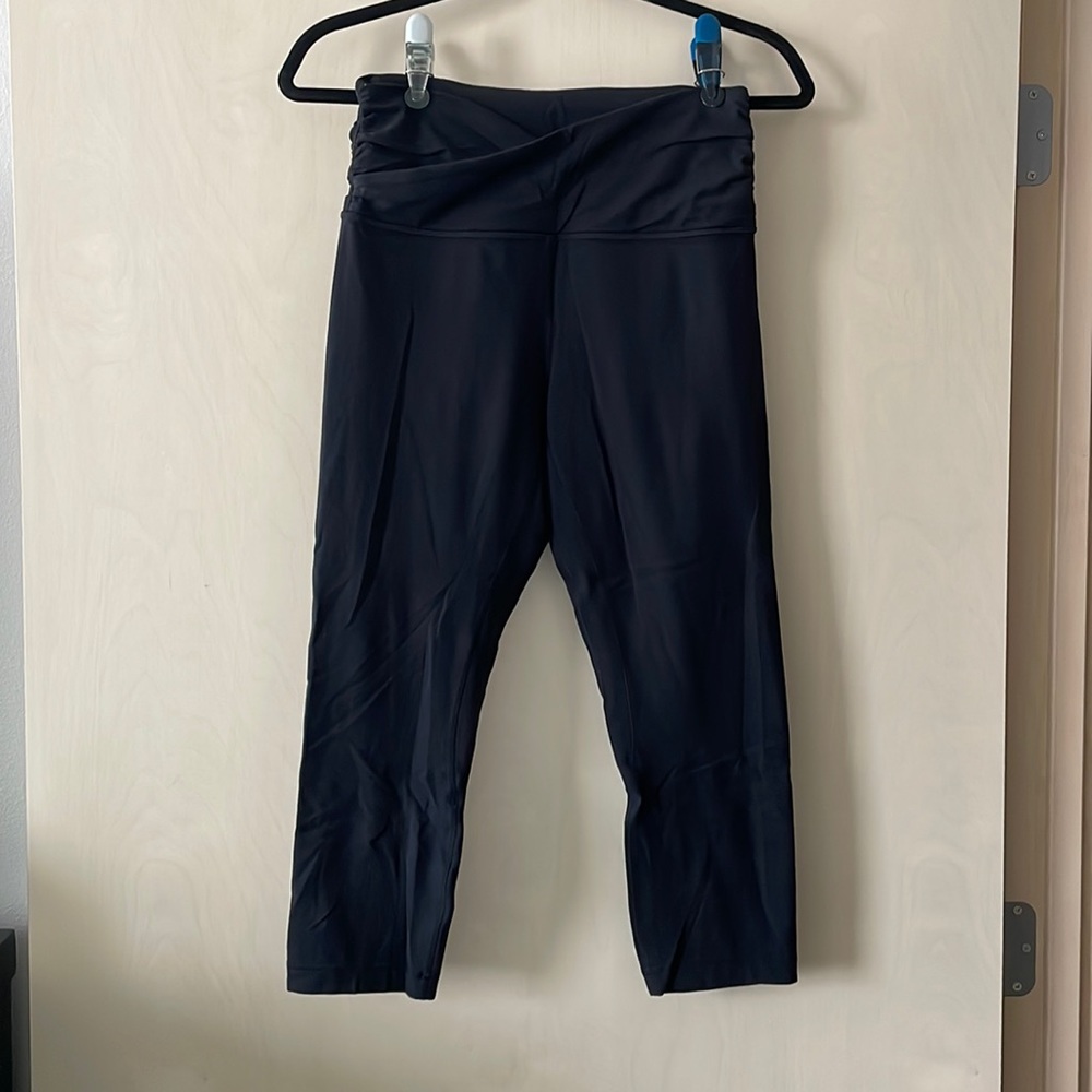 Black Lululemon Align High Rise Crop 21” Crossover waistband